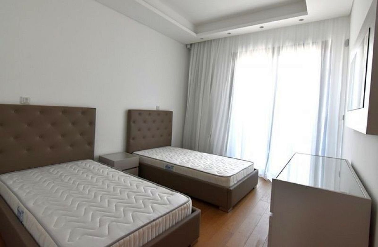 3 BR Apartment with Sea view in Limassol — photo 8