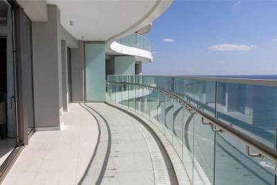 4 BR Penthouse in Germasogeia, Limassol thumbnail 13