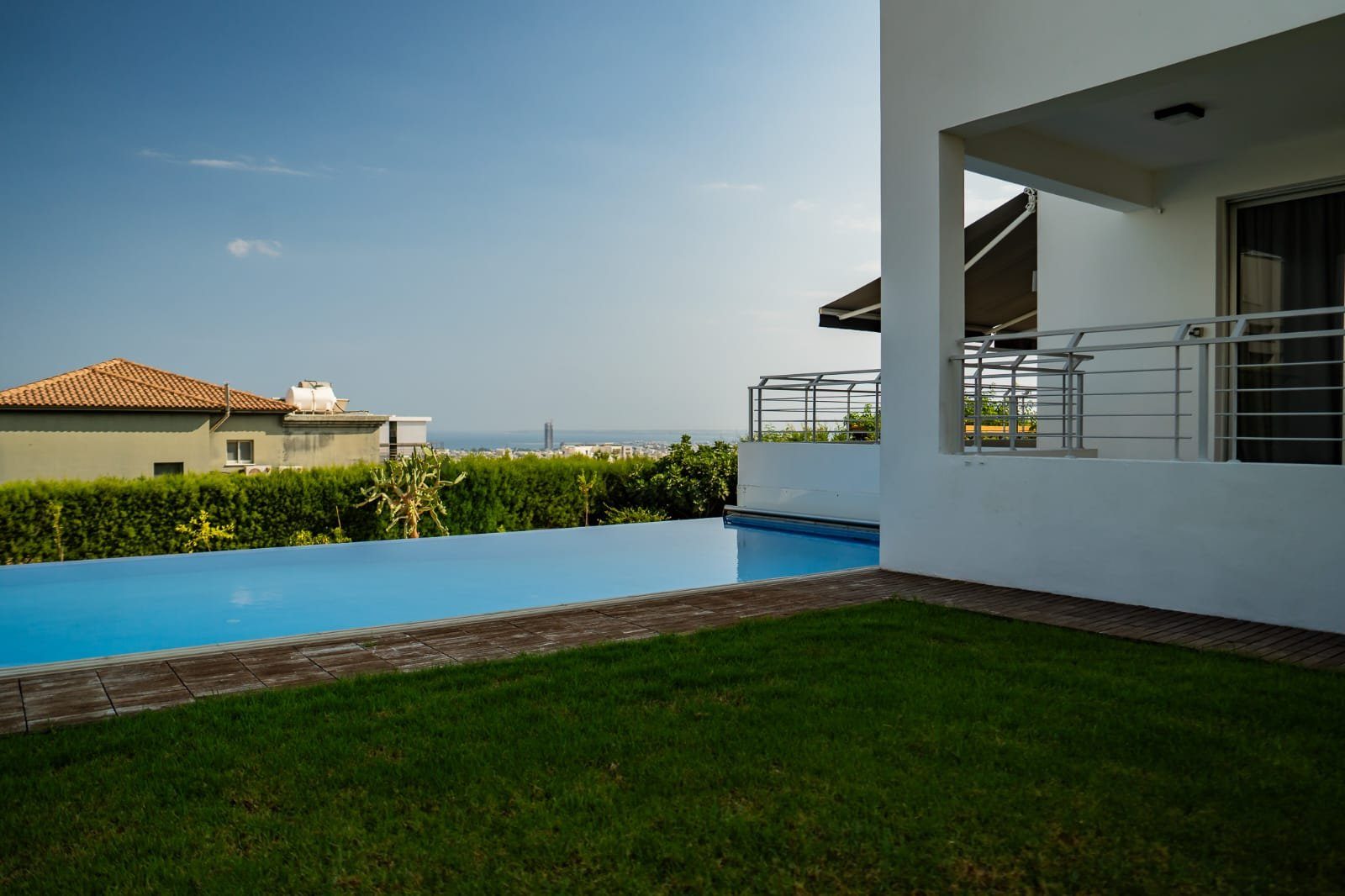 5 BR Villa with Independent Studio & Sea Views in Agia Fyla, Limassol photo 18