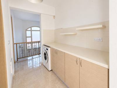 5 BR Villa with Private Swimming Pool in Agios Tychonas, Limassol thumbnail 8