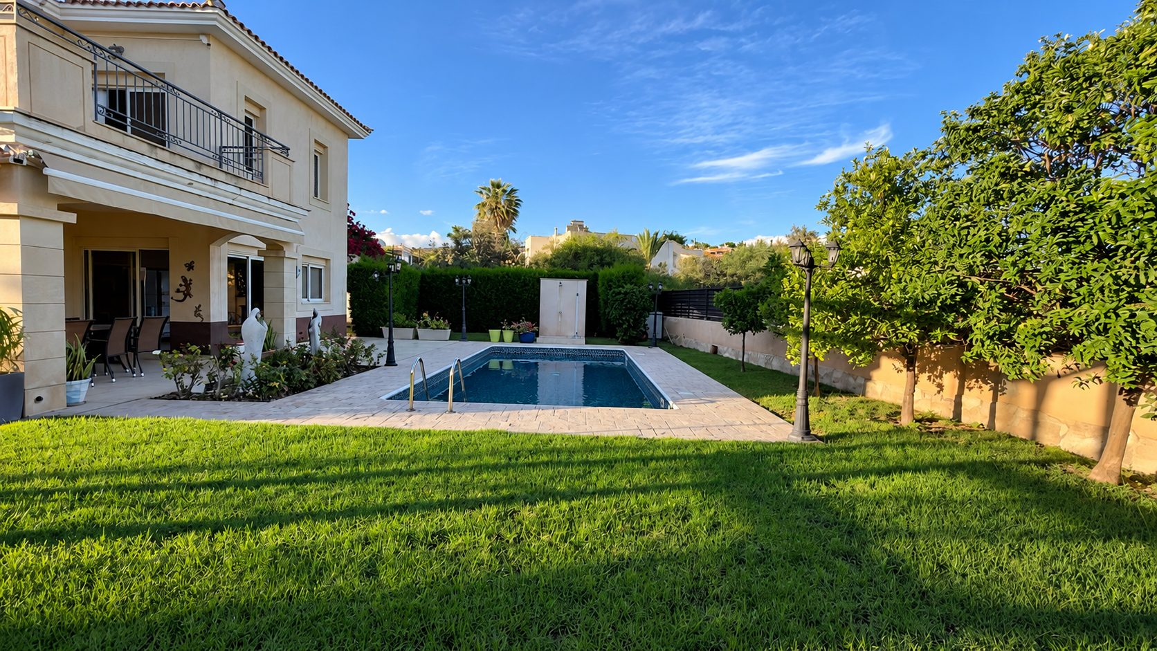 5 BR Villa with Private Swimming Pool in Agios Tychonas, Limassol photo 1
