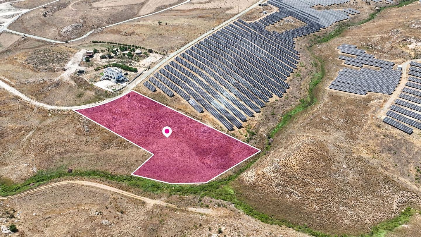 Agricultural Field in Anarita, Paphos photo 4