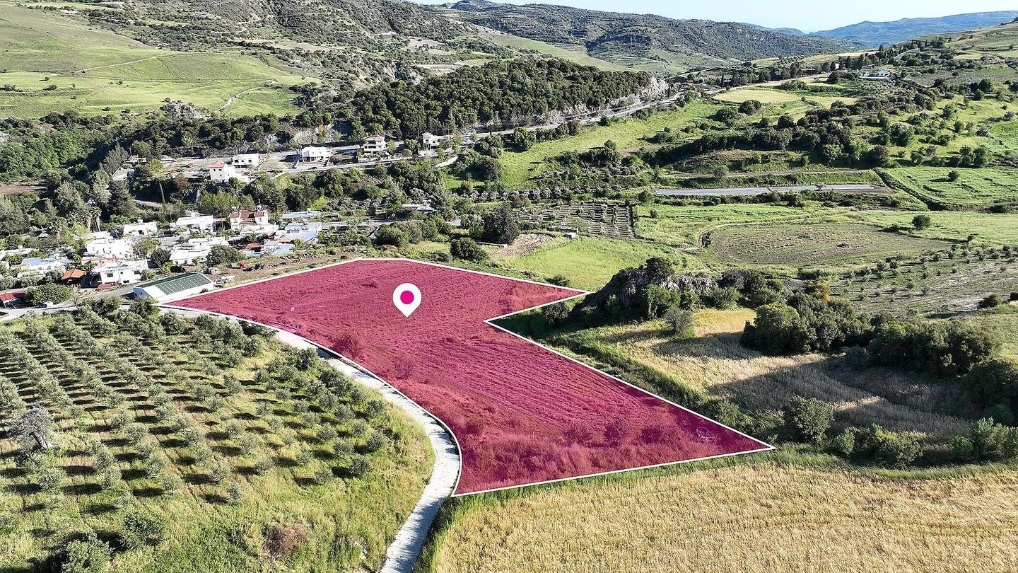 Residential Field in Kannaviou- Melamiou, Paphos photo 3