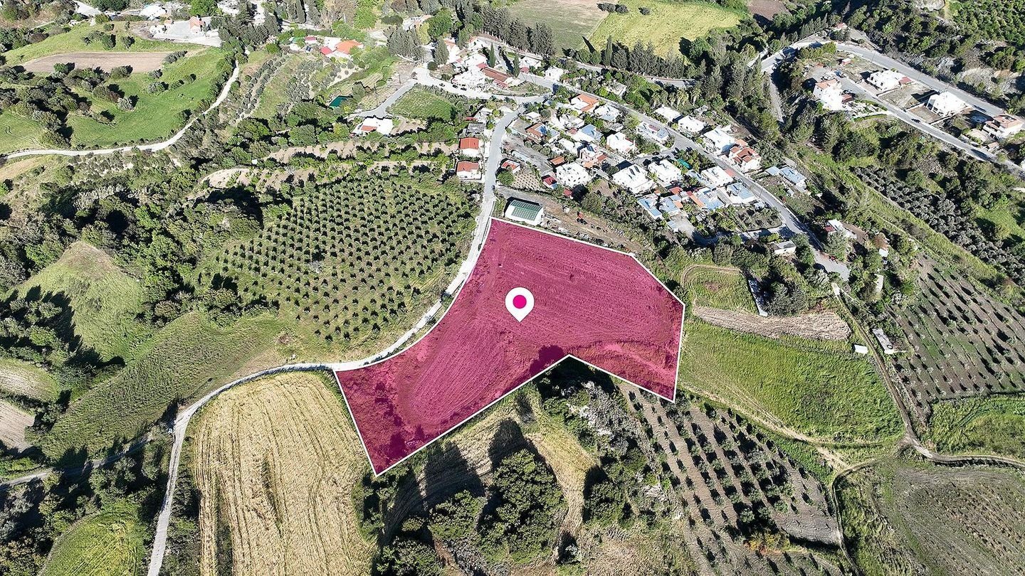 Residential Field in Kannaviou- Melamiou, Paphos photo 1