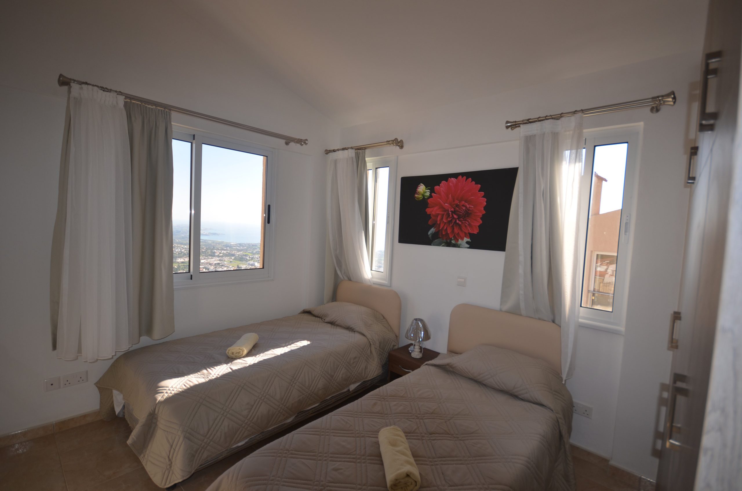 6 BR Villa in Pegeia, Paphos photo 12