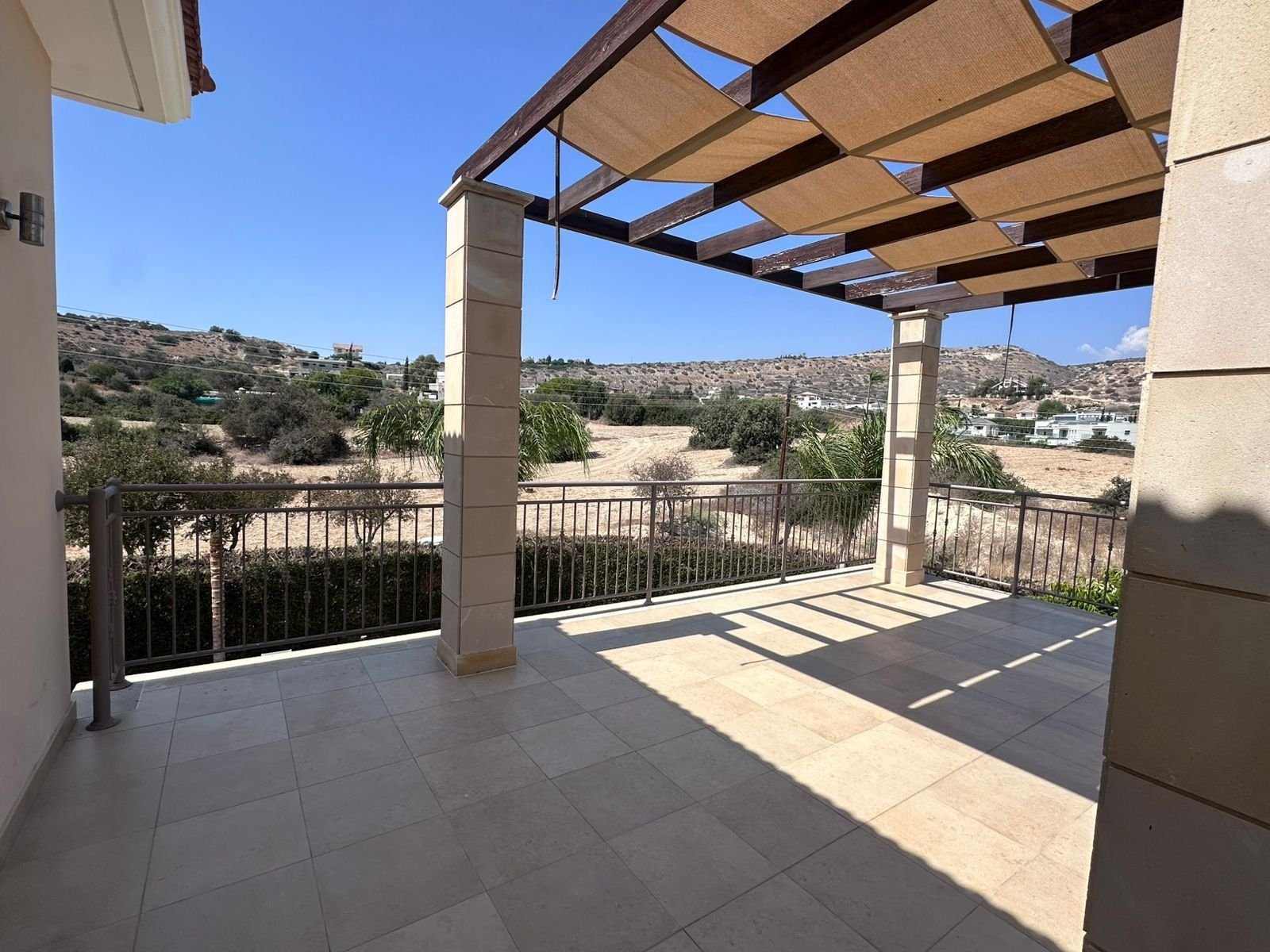 5 BR Villa in Agios Tychonas, Limassol photo 14