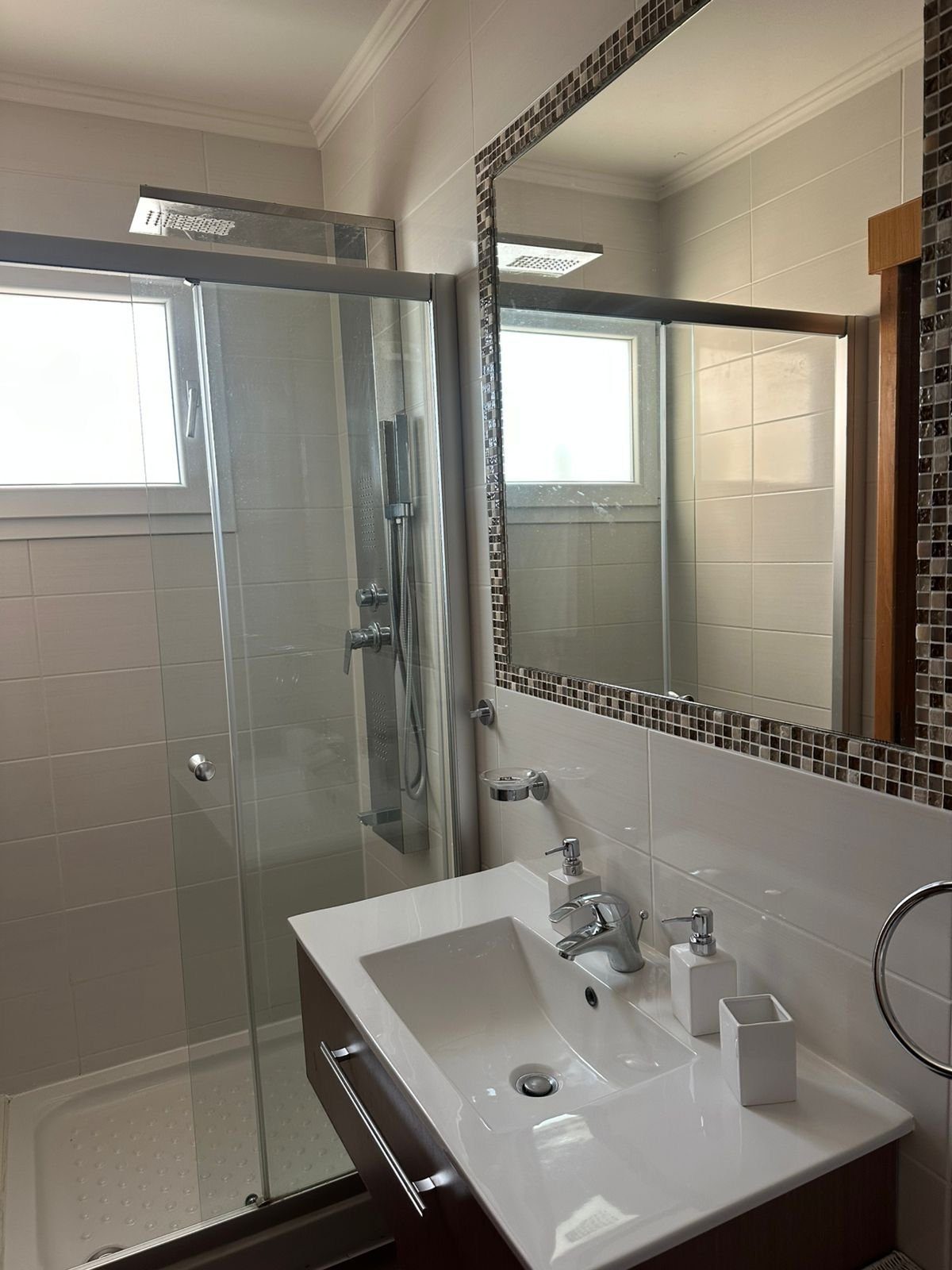 5 BR Villa in Agios Tychonas, Limassol photo 13