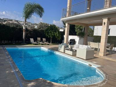 5 BR Villa in Agios Tychonas, Limassol thumbnail 15