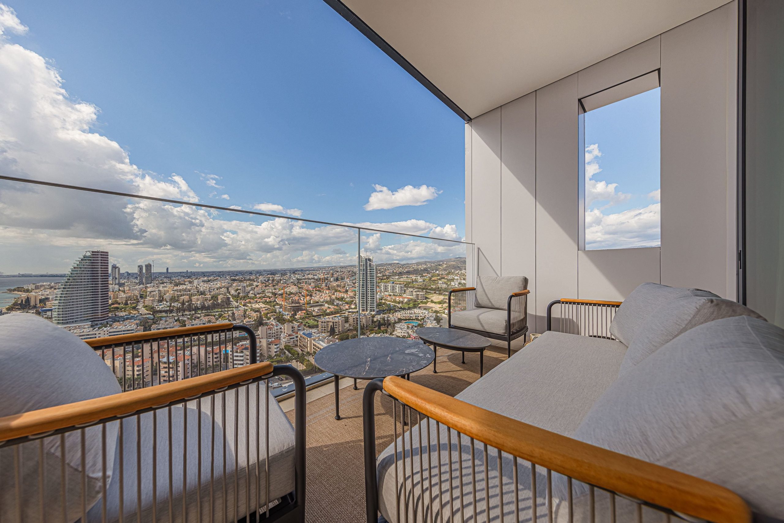 2 BR Luxury Apartment in Mouttagiaka, Limassol photo 9