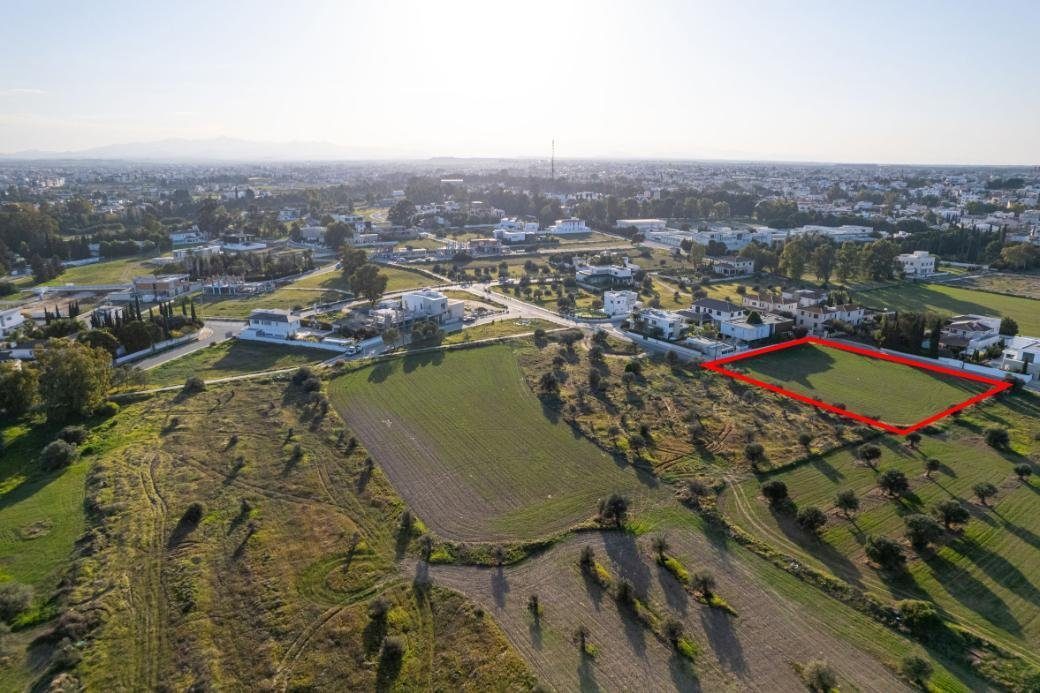 Shared residential field in Chryseleousa, Strovolos photo 5