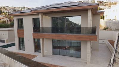 4 BR Luxury Villa in Agios Tychonas, Limassol thumbnail 23