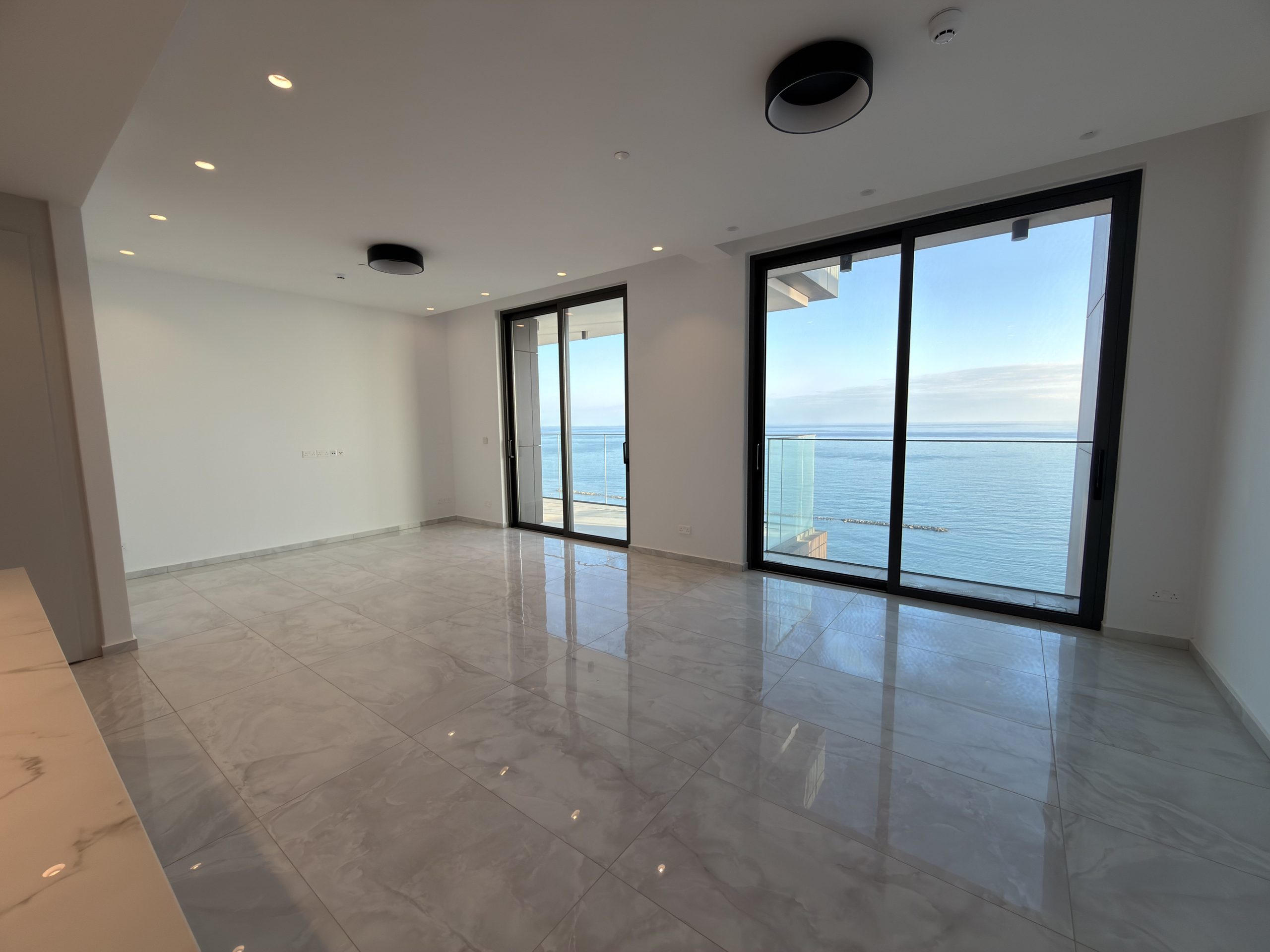 2 BR Apartment in Agios Tychonas, Limassol photo 3