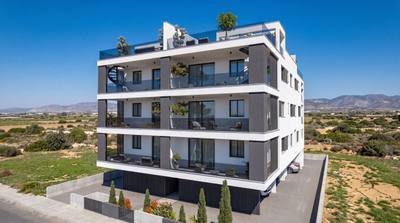 2 BR Apartment in Vergina, Larnaca thumbnail 4