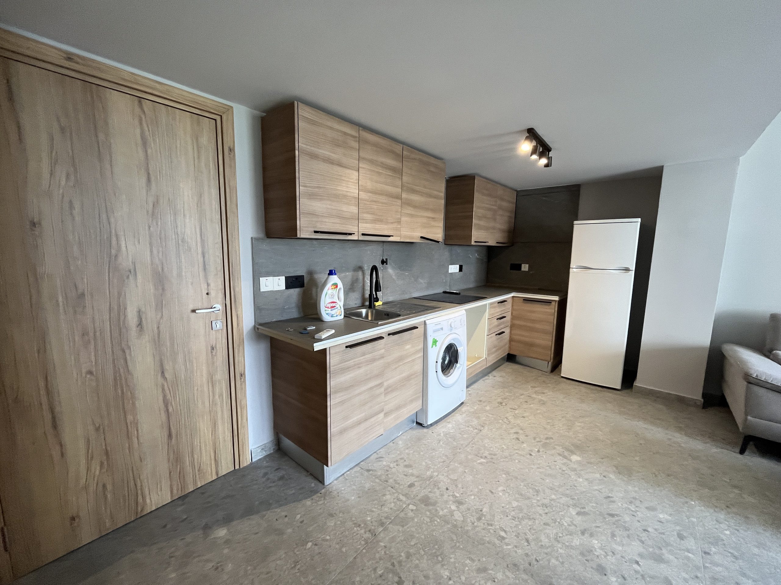 2 BR Apartment in Agios Tychonas, Limassol photo 4