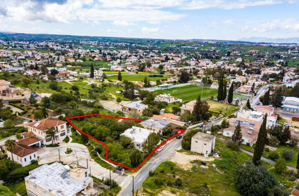Shared residential field in Dali, Nicosia photo 1