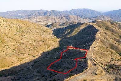 Field in Eptagoneia, Limassol thumbnail 2