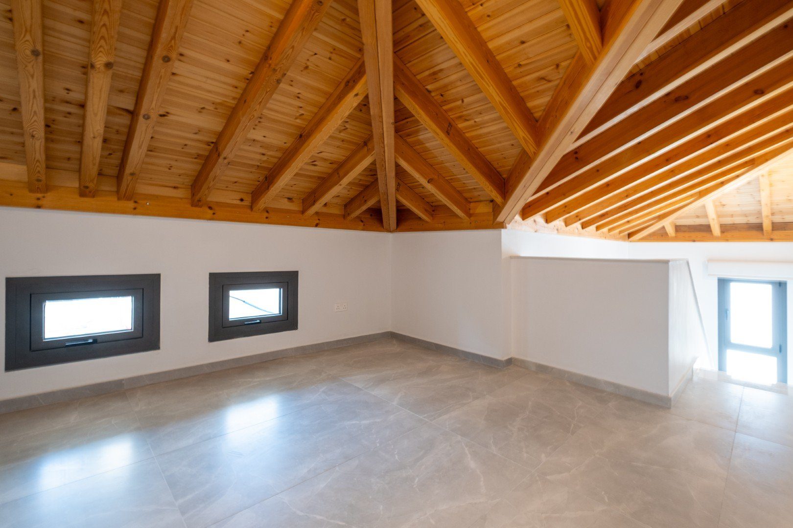 3 BR House in Tersefanou, Larnaca photo 12