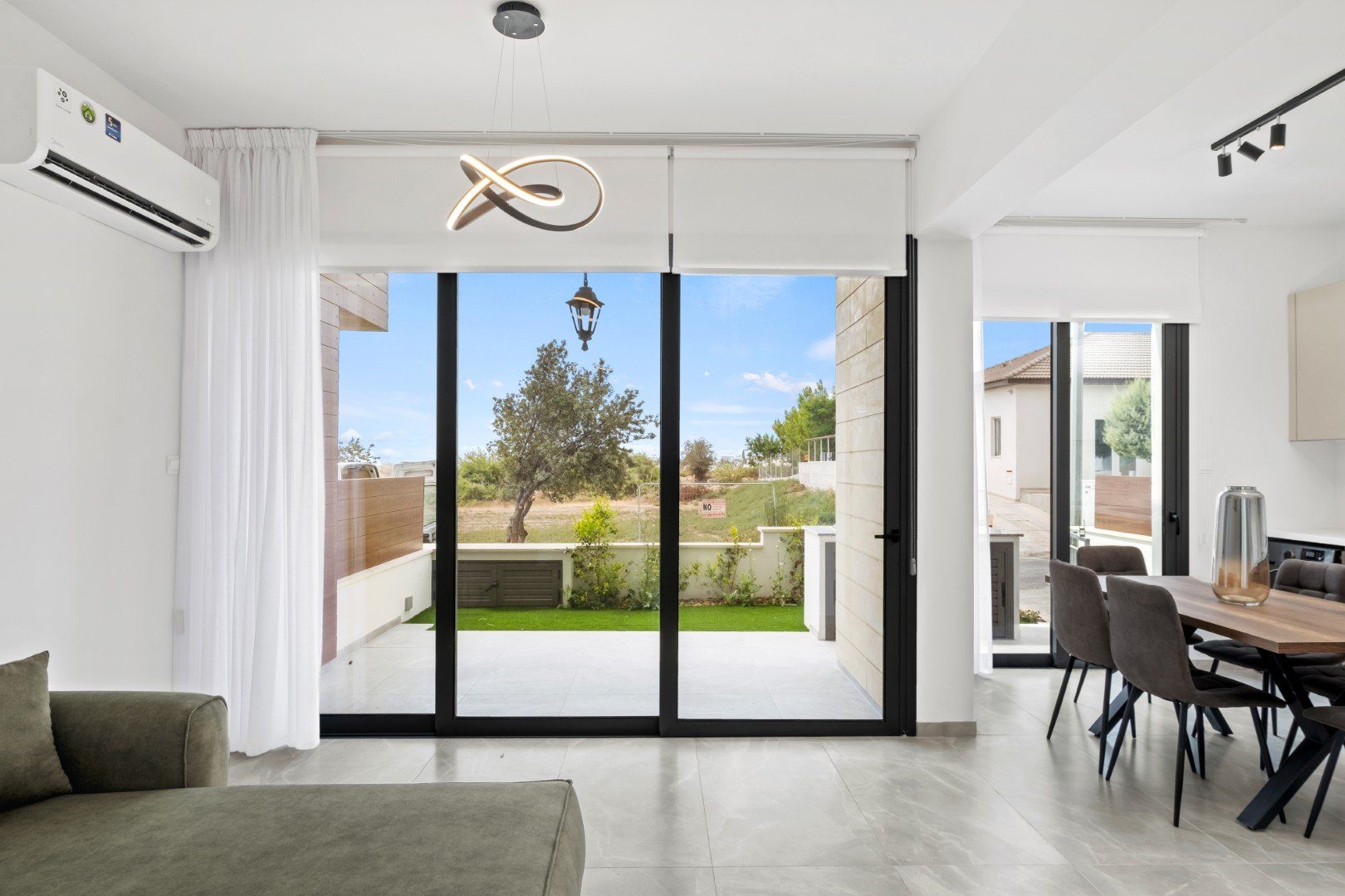 3 BR House in Tersefanou, Larnaca photo 5