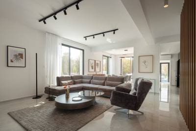 4 BR Villa in Chlorakas, Paphos thumbnail 10