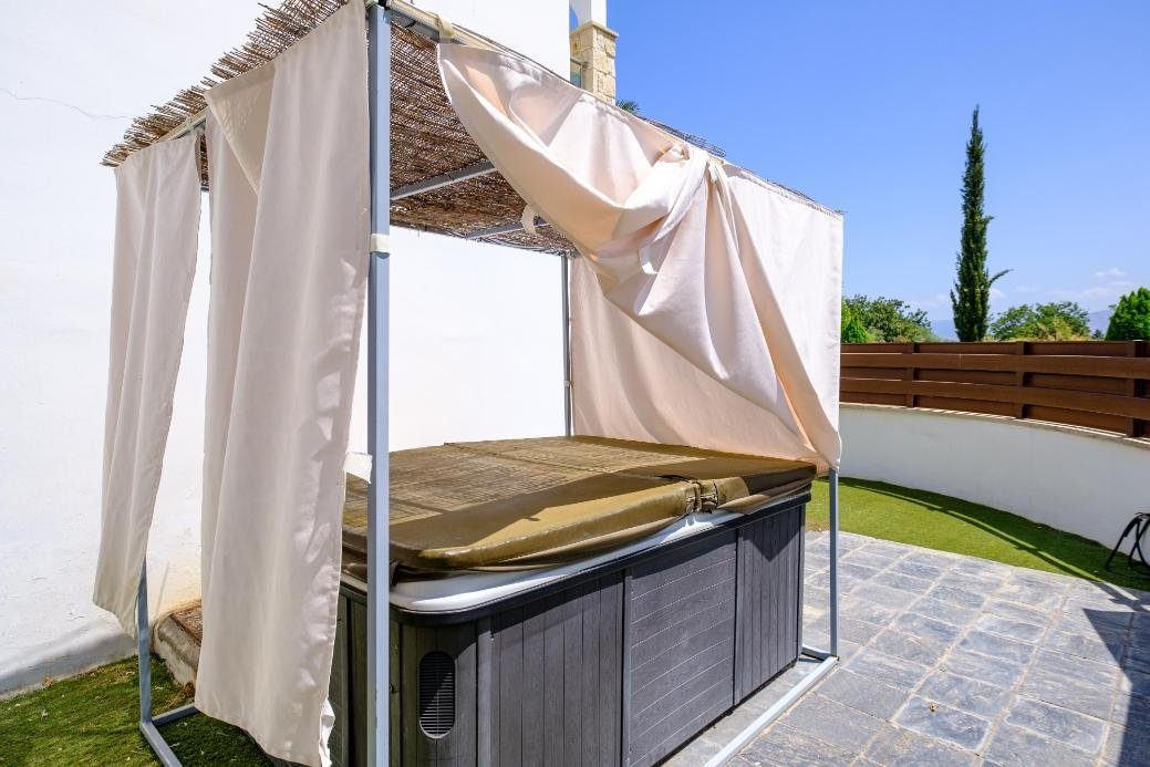 1-bedroom apartment with jacuzzi in Latchi, Paphos photo 6