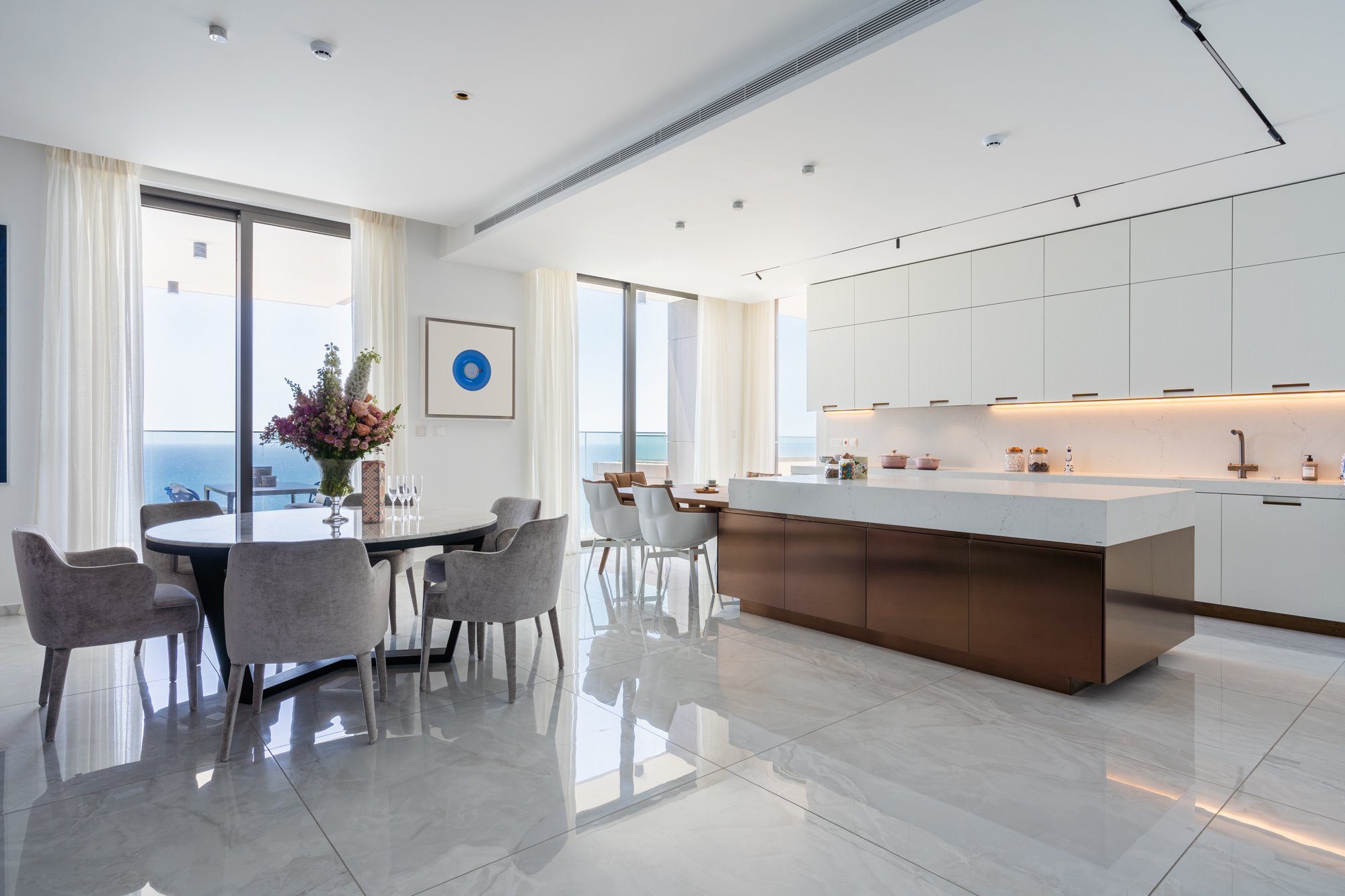 5 BR Apartment in Agios Tychonas, Limassol photo 4