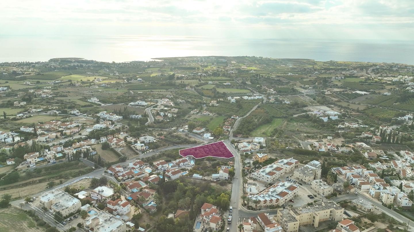 (Share) Residential Field in Pegeia, Paphos — photo 3