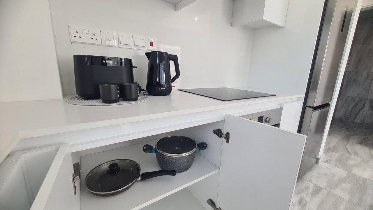 2 BR Apartment for rent in Mesa Geitonia, Limassol — photo 2