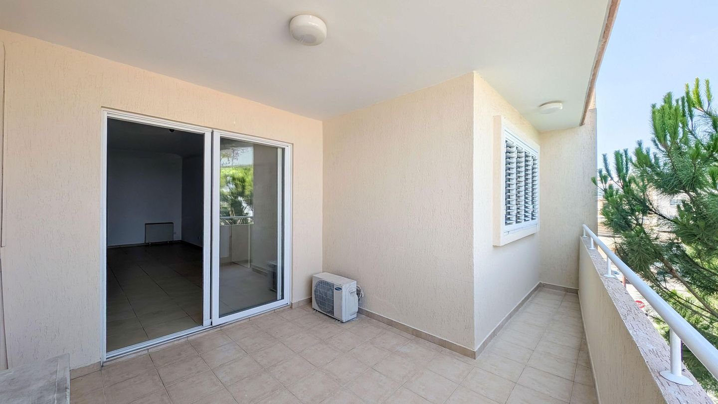 Two-Bedroom Top Floor Apartment in Aglantzia, Nicosia photo 15