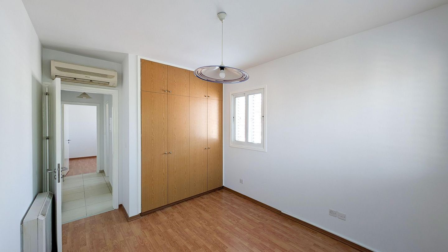 Two-Bedroom Top Floor Apartment in Aglantzia, Nicosia photo 11
