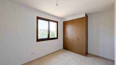 Two-Bedroom Apartment in Kato Polemidia, Limassol thumbnail 11