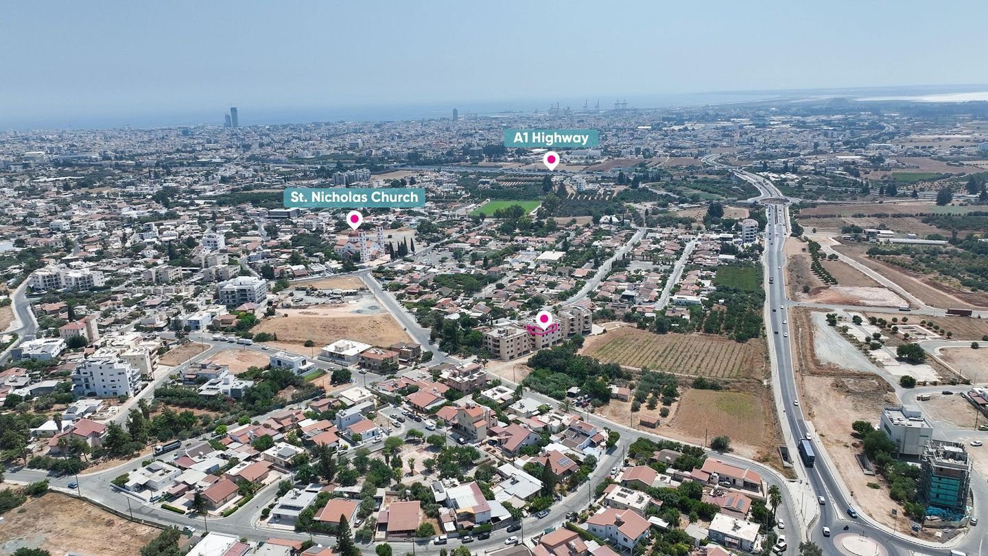 Two-Bedroom Apartment in Kato Polemidia, Limassol photo 3
