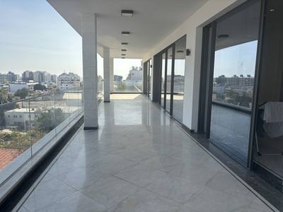 3 BR Unique Penthouse in Agia Triada, Limassol thumbnail 24