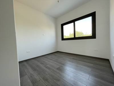 2 BR Apartment in Limassol thumbnail 11