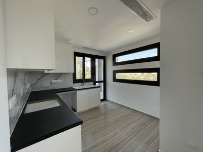 2 BR Apartment in Limassol thumbnail 18
