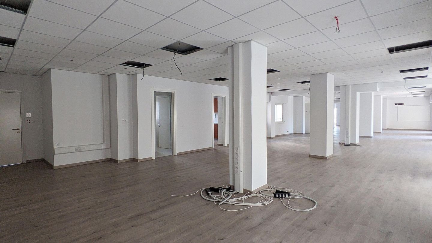 Офисное помещение в Агии Омологитес, Никосия, фото 37