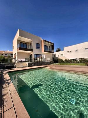 5 BR Villa in Episkopi, Limassol thumbnail 1