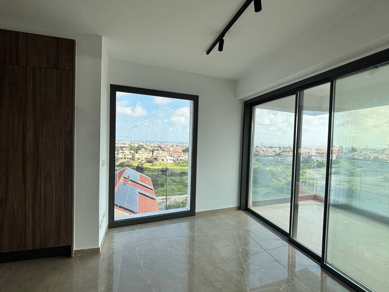 2 BR Penthouse in Agia Fyla, Limassol photo 3