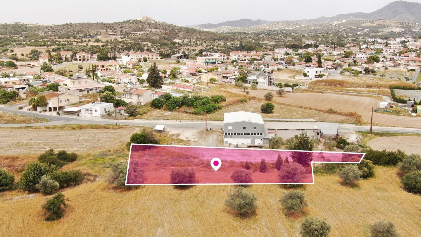 Residential Field in Alethriko, Larnaca photo 1