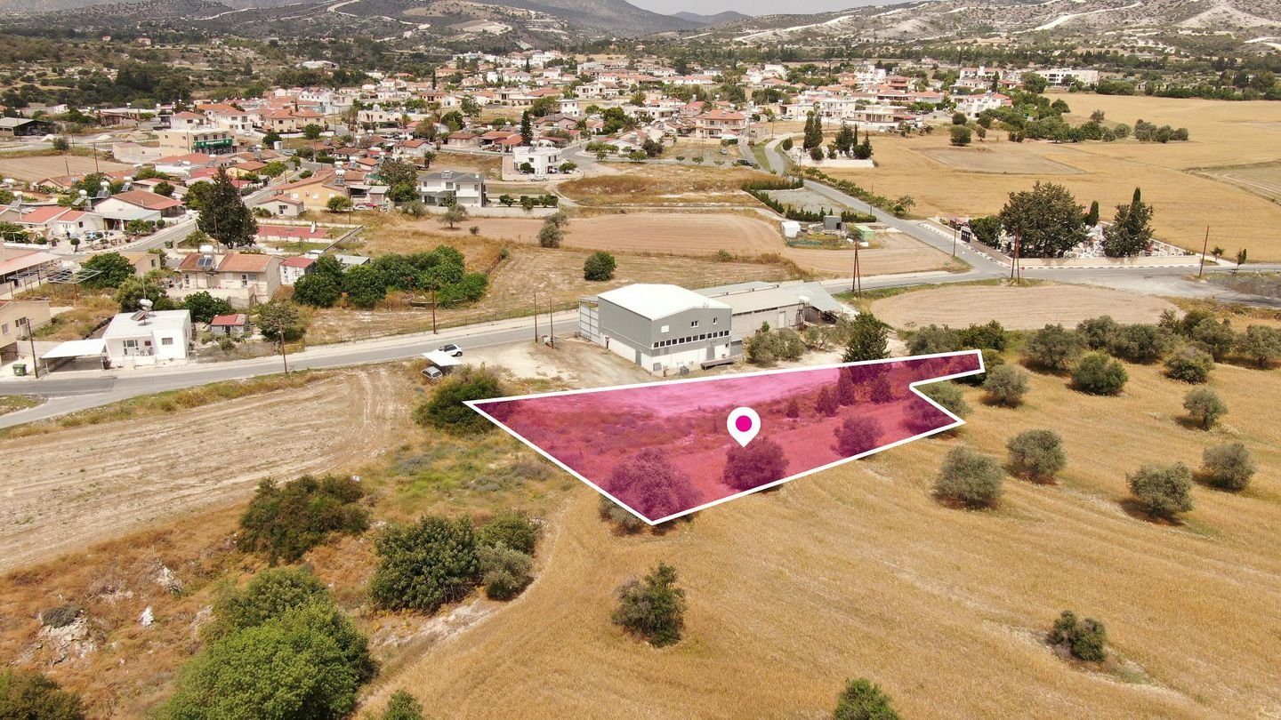 Residential Field in Alethriko, Larnaca photo 5