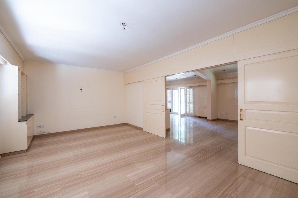 Residential building in Agios Dometios, Nicosia photo 3