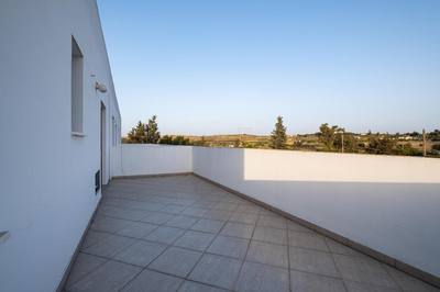 Three-storey residential building in Deneia, Nicosia thumbnail 33