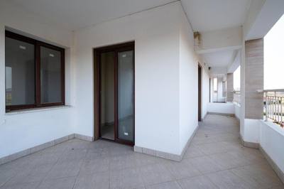 Three-storey residential building in Deneia, Nicosia thumbnail 22