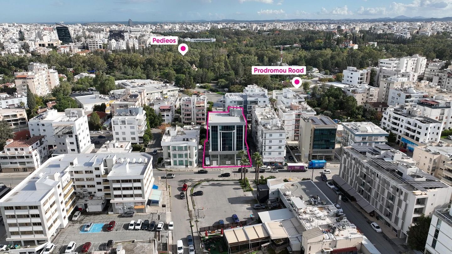 Five-storey incomplete building with a basement in Chryseleousas, Strovolos, Nicosia photo 2