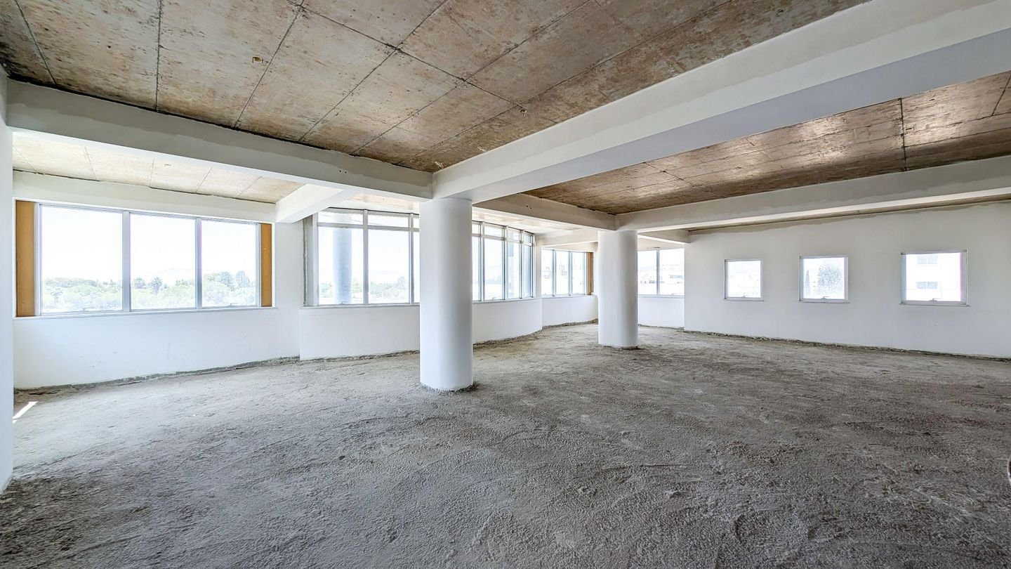 Five-storey incomplete building with a basement in Chryseleousas, Strovolos, Nicosia photo 27