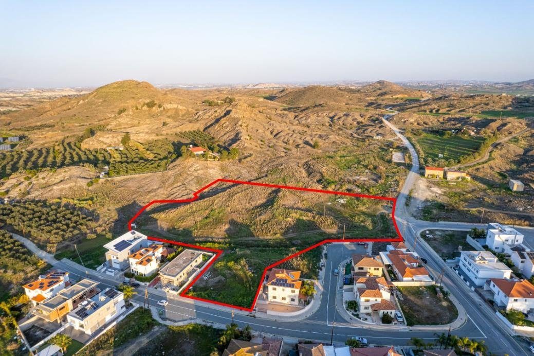Shared residential field in Analiontas, Nicosia photo 4