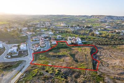 Shared residential field in Analiontas, Nicosia thumbnail 2
