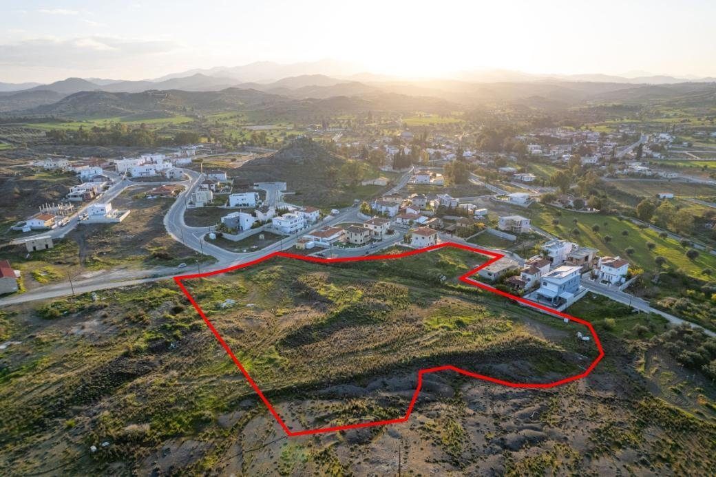 Shared residential field in Analiontas, Nicosia photo 3