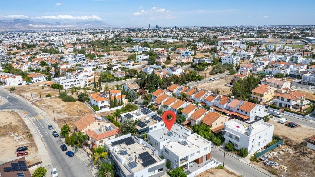 5 bedroom house in Egkomi, Nicosia photo 6