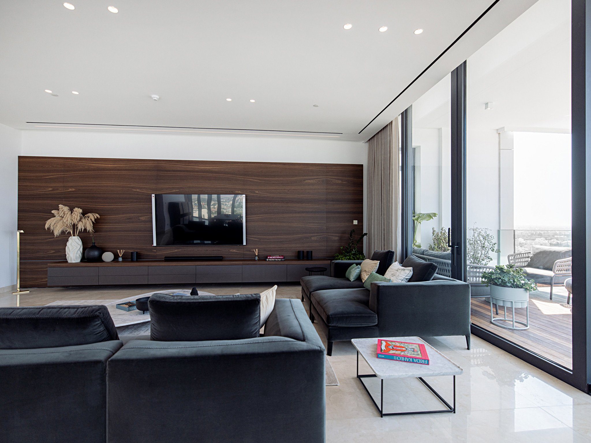 3 BR Penthouse in Nicosia Center