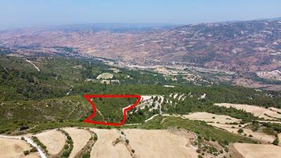 Field in Prastio, Paphos thumbnail 3